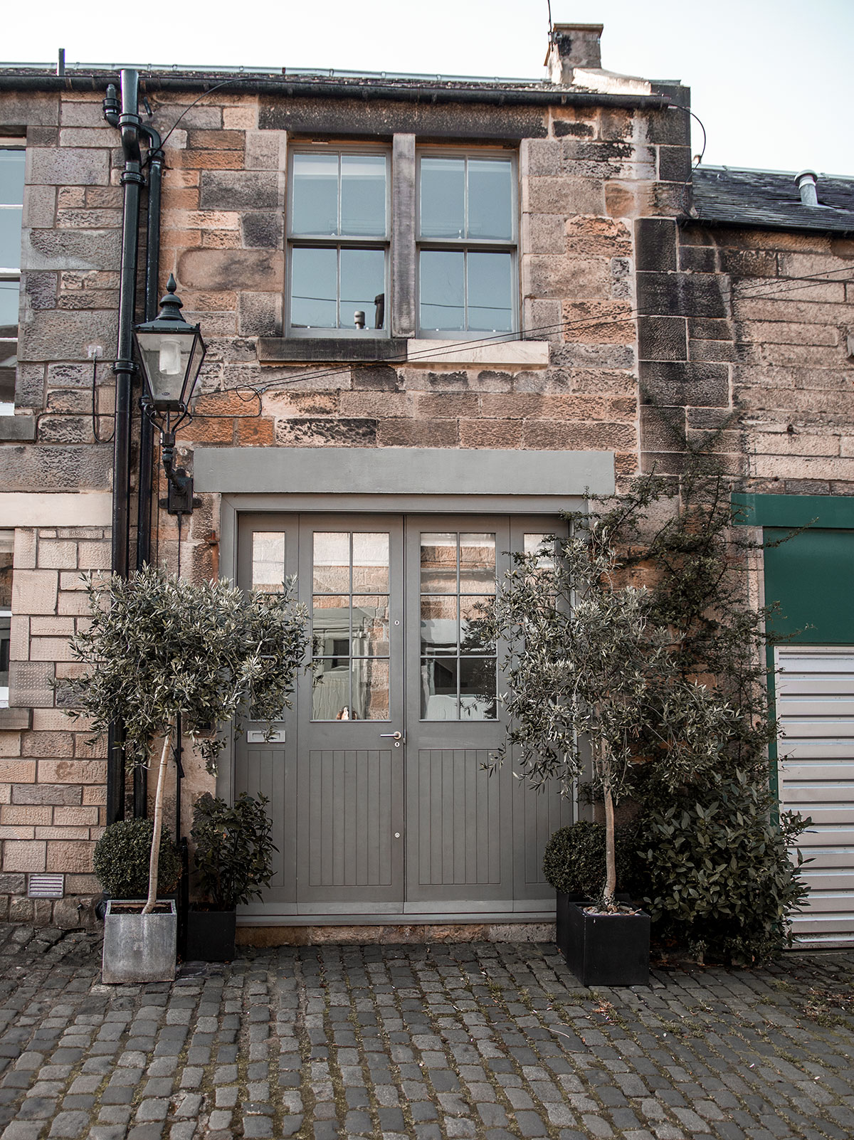 airbnb edinburgh review