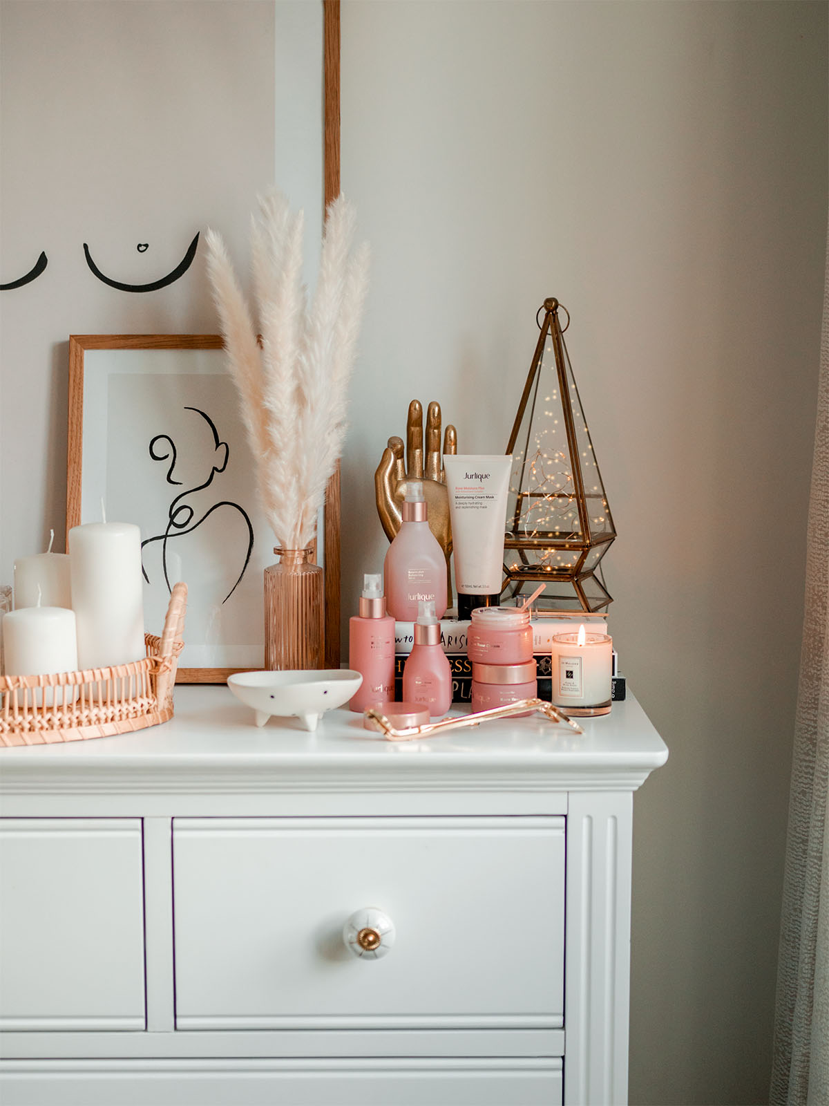 jurlique skincare environment environmentally friendly eco skincare products beauty routine hydrating glowy glowing skin hydrated review