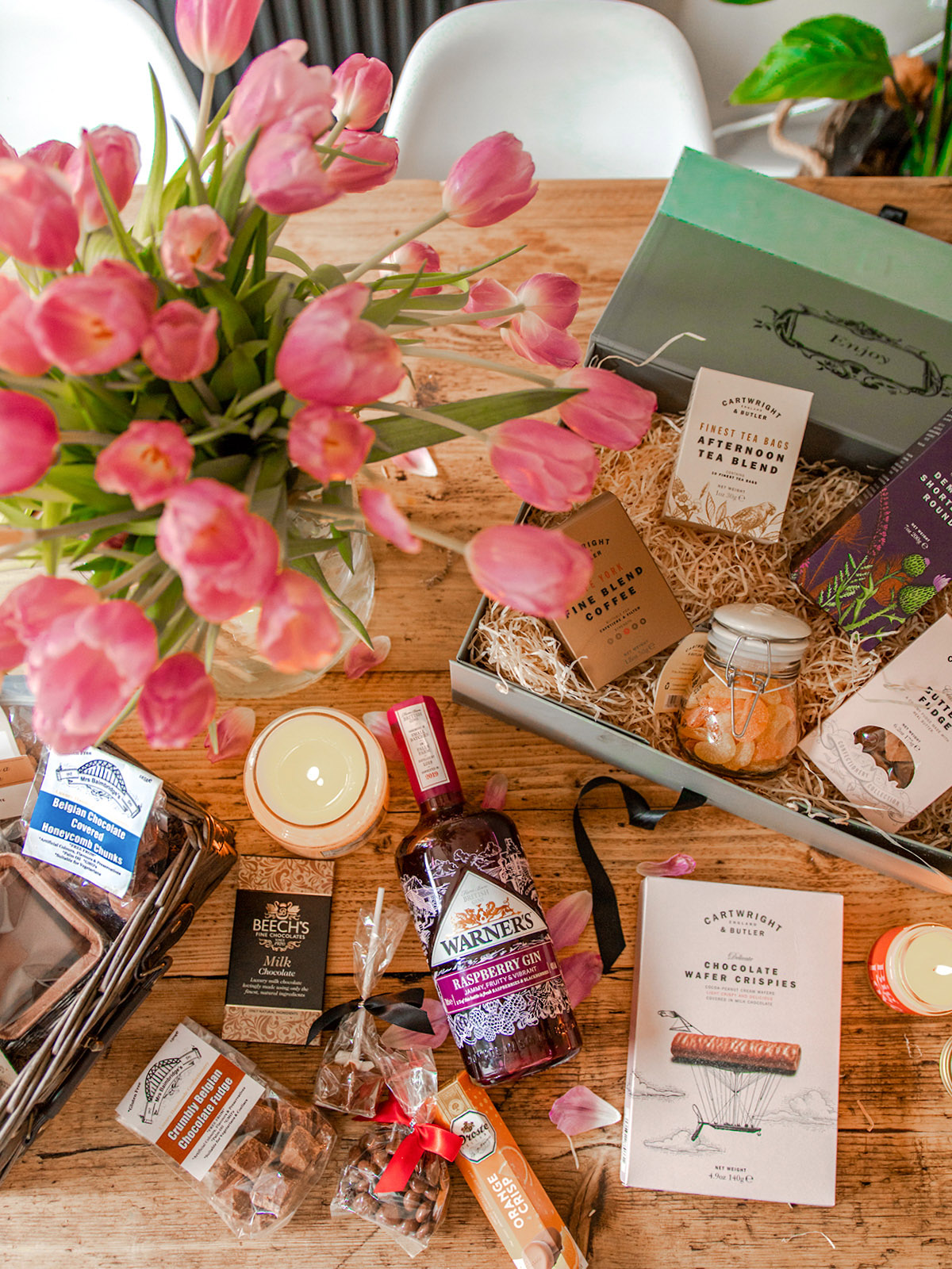 moon pig mother's day gifts gift guide gift ideas mums day mothers day 2021 moonpig