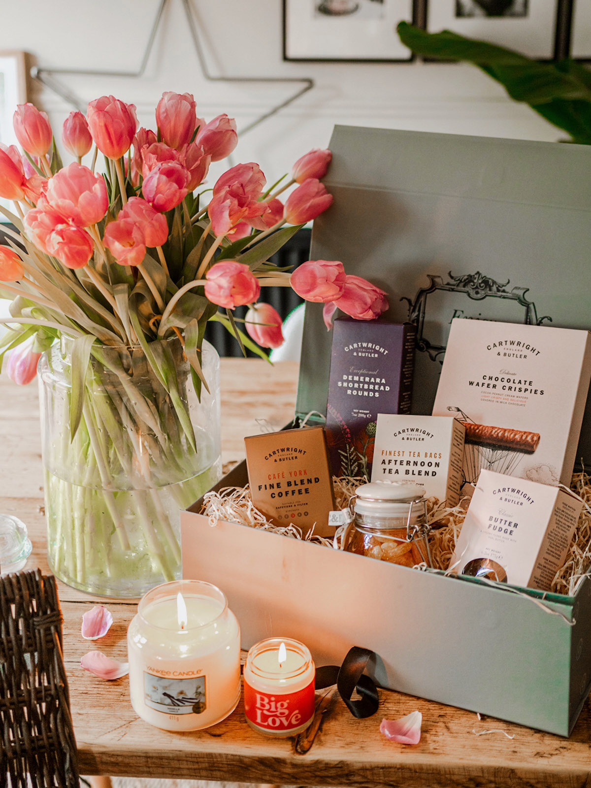 moon pig mother's day gifts gift guide gift ideas mums day mothers day 2021 moonpig