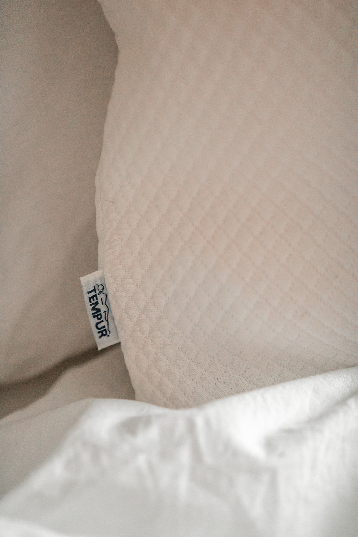 TEMPUR® review pillow mattress good nights sleep how to sleep better quality sleep