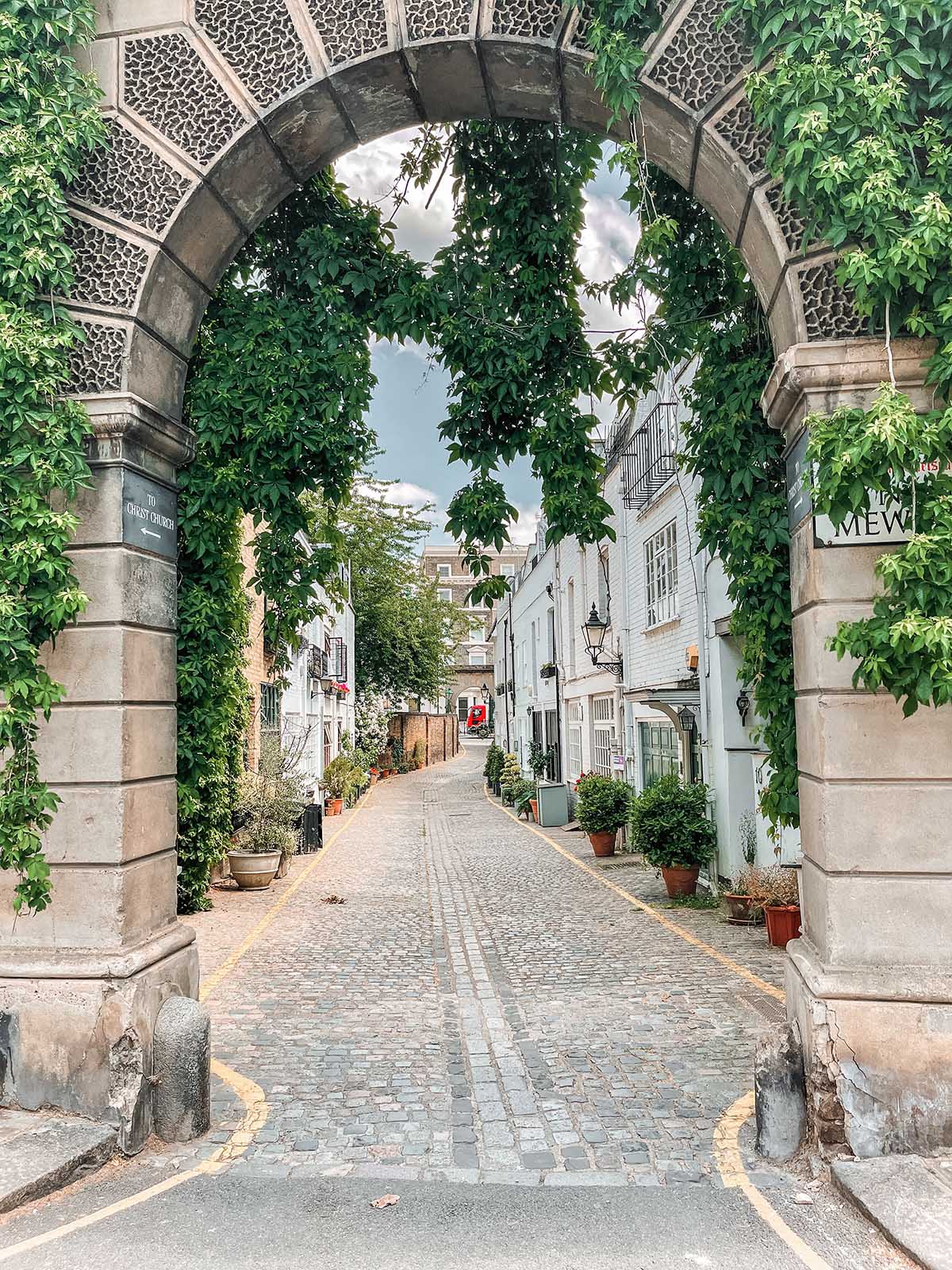 birthday trip london photo diary kensington streets