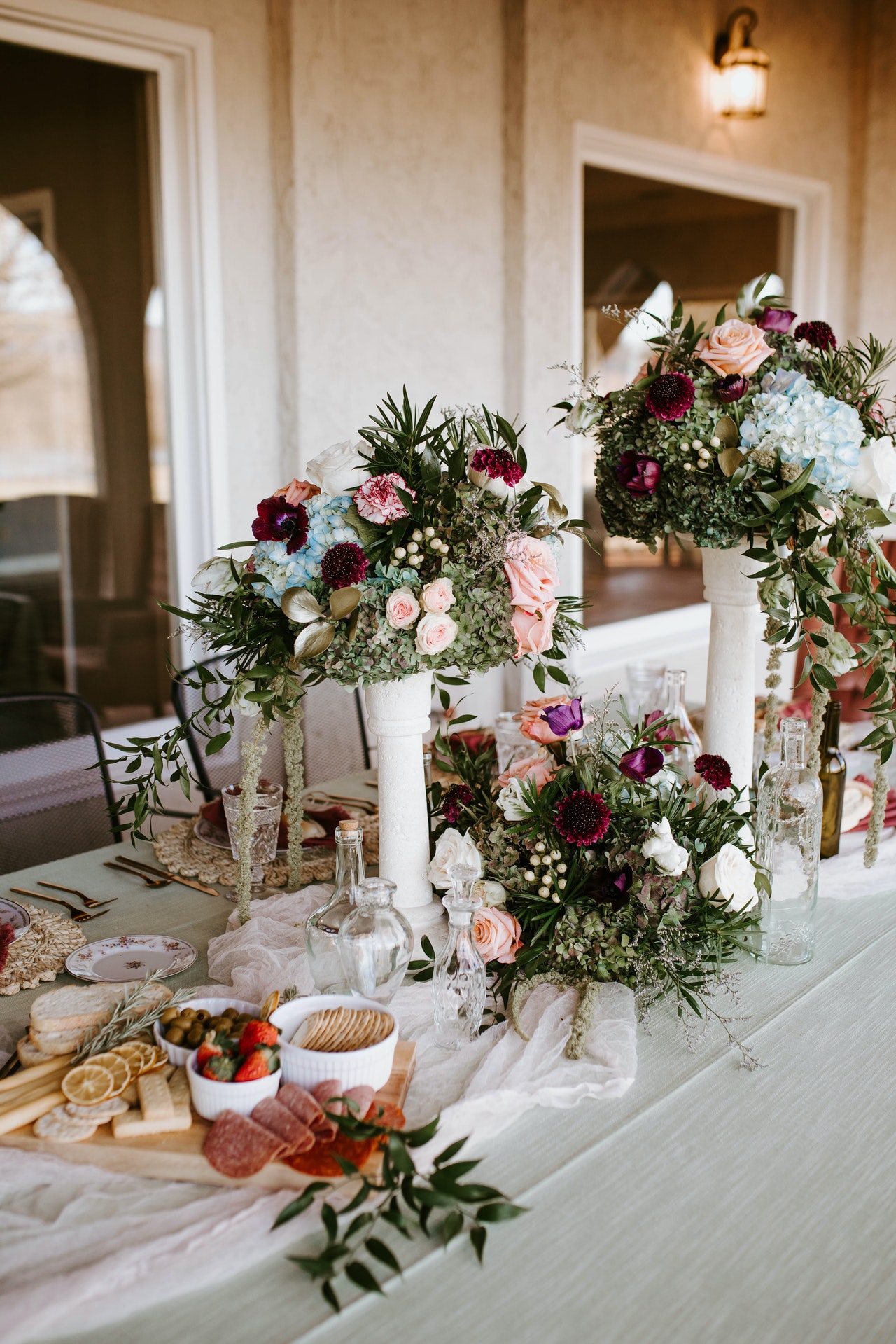 Get Ready to Celebrate: How To Elevate Your Party Decor On A Budget.