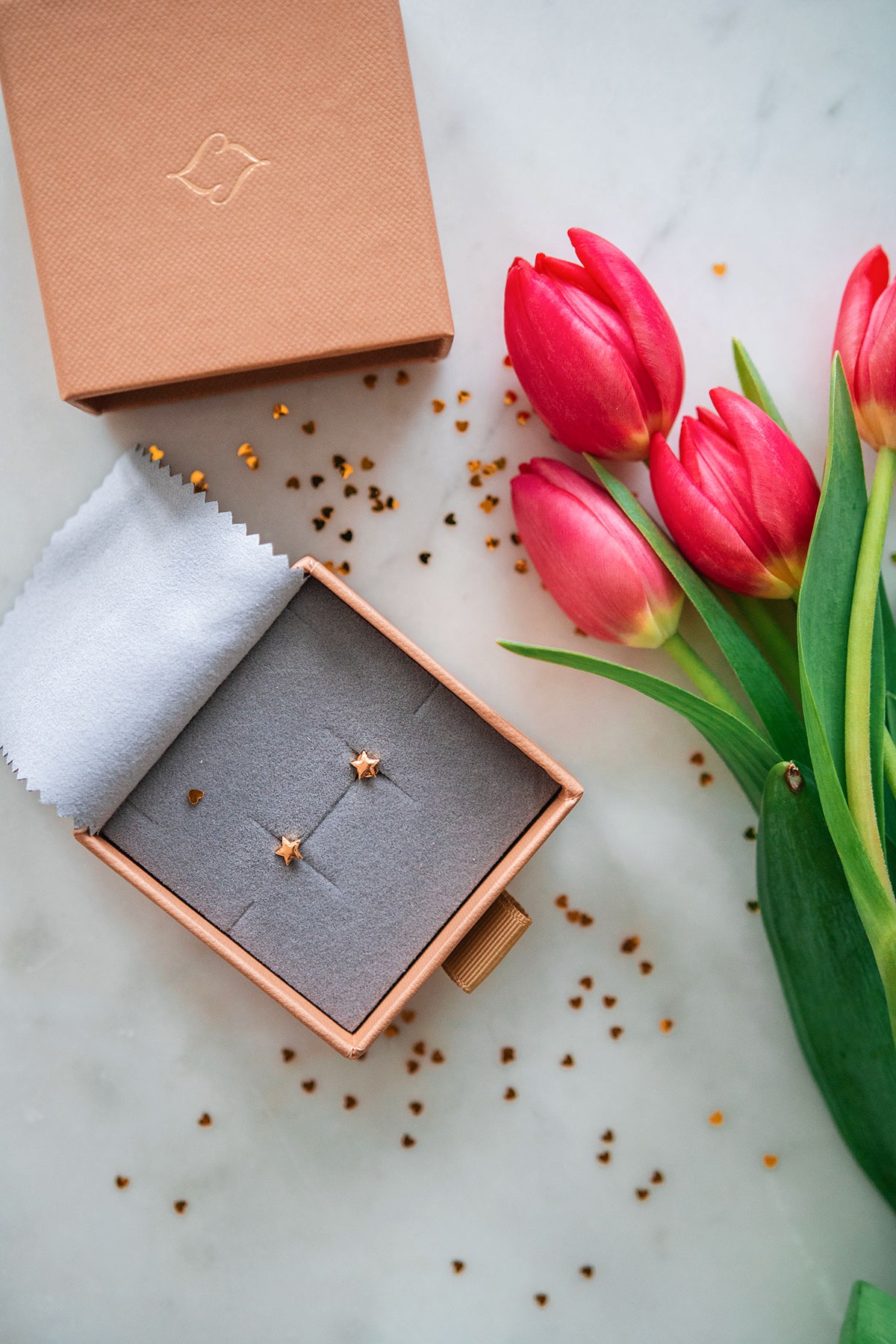 valentines gift guide ideas for her for him february 14th