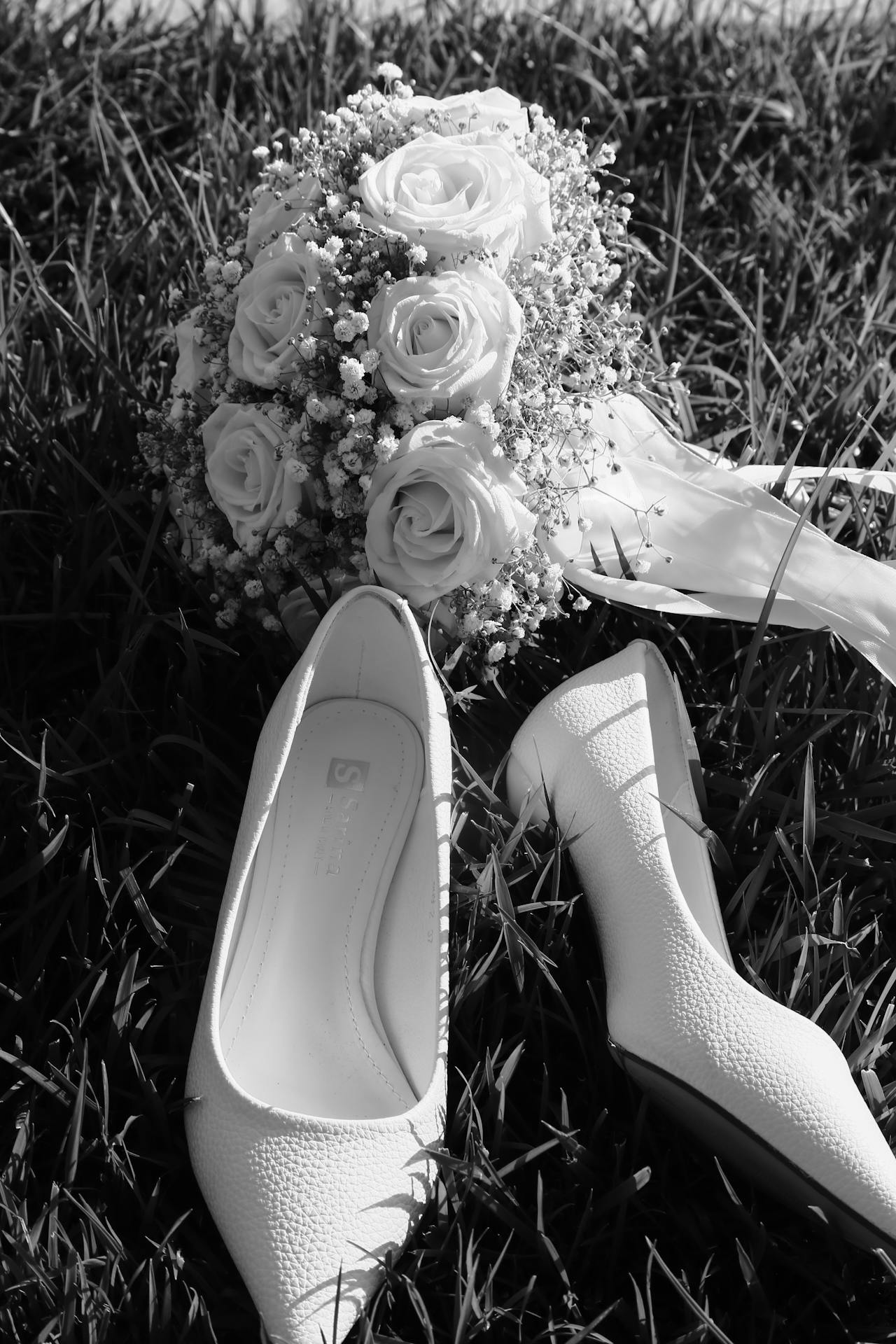 5 Popular Colours Of Wedding Pumps For A Bride.