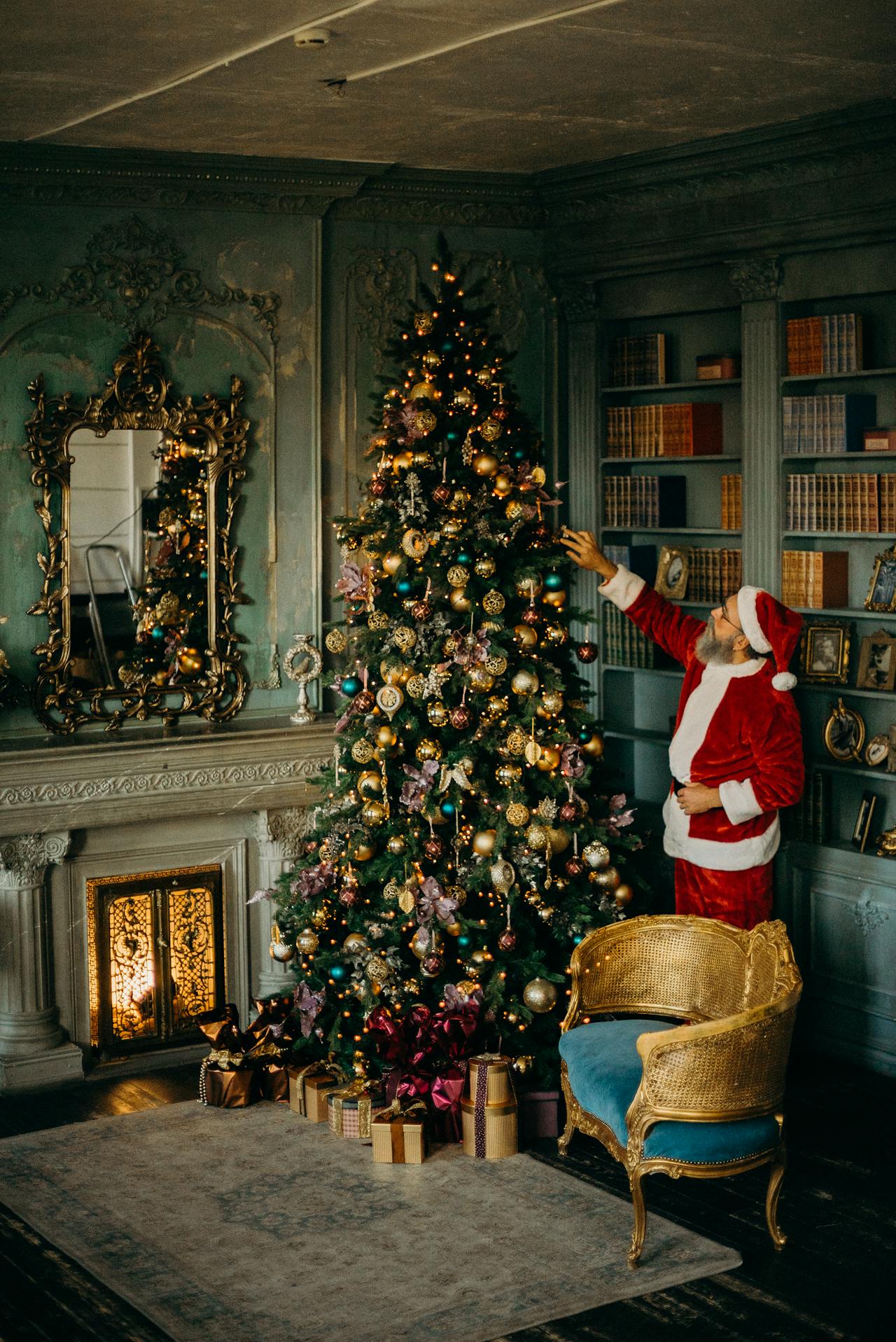 12 Stylish Christmas Décor Trends for a Festive Home.