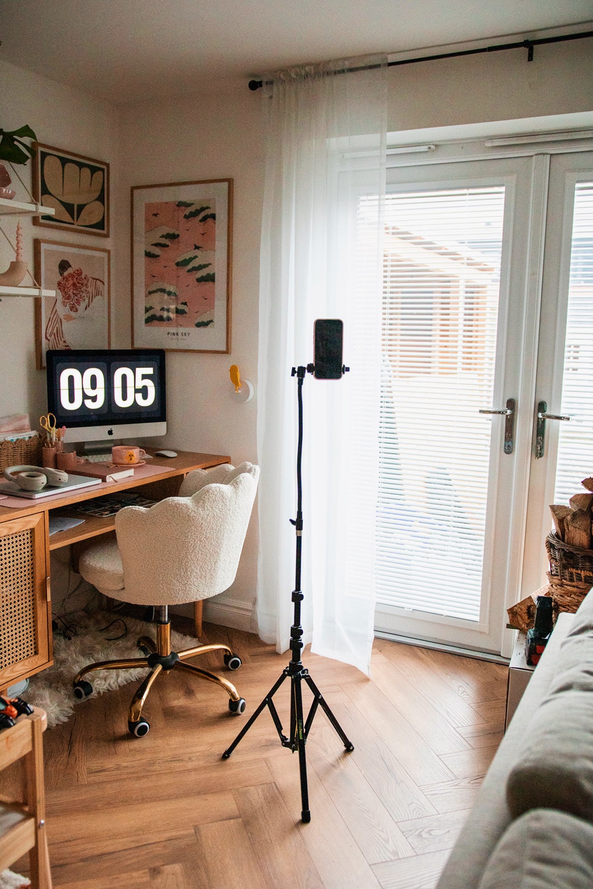 ugc tools essentials essential equipment tripod