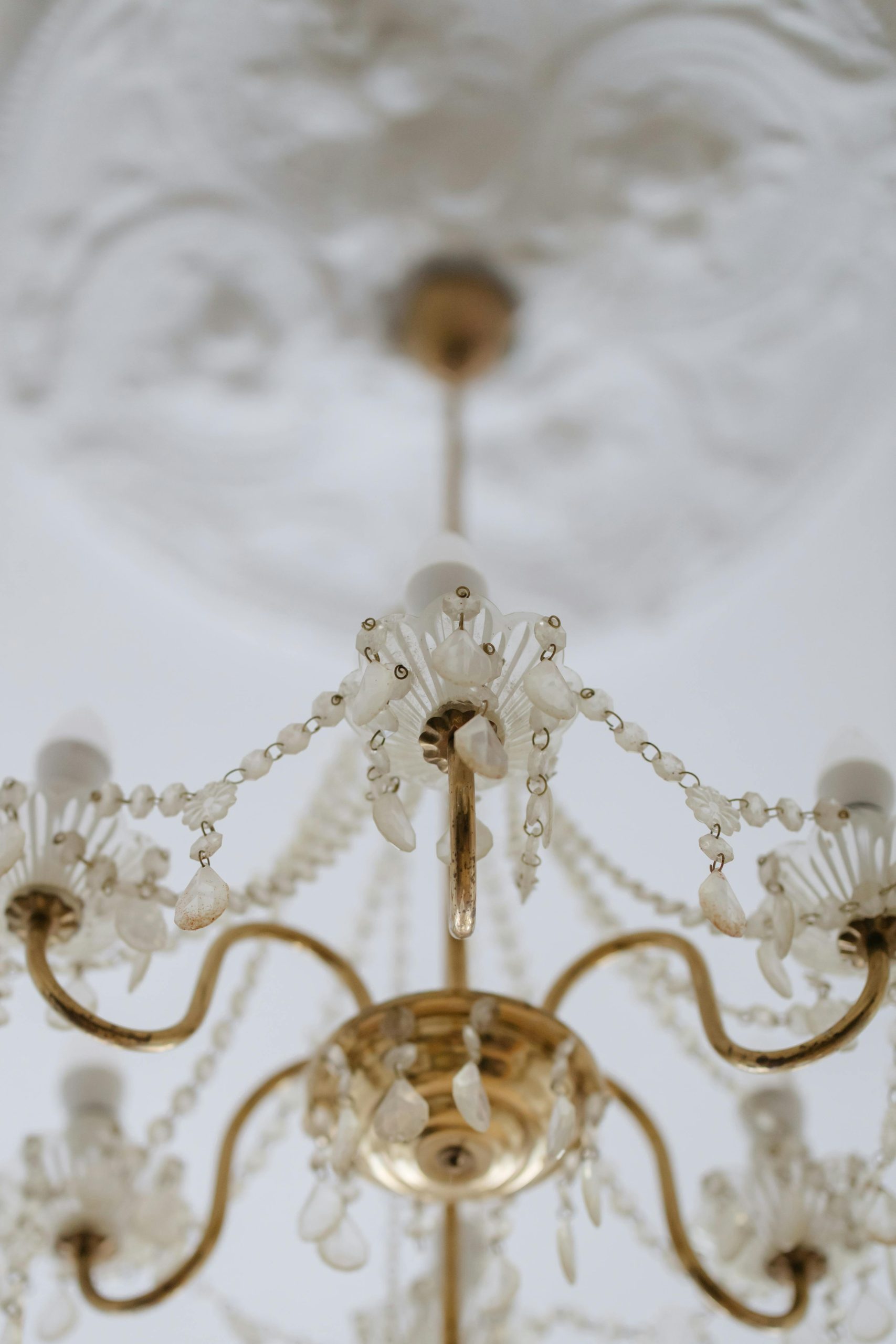 Chandeliers 101: Everything You Need to Know Before Buying One.