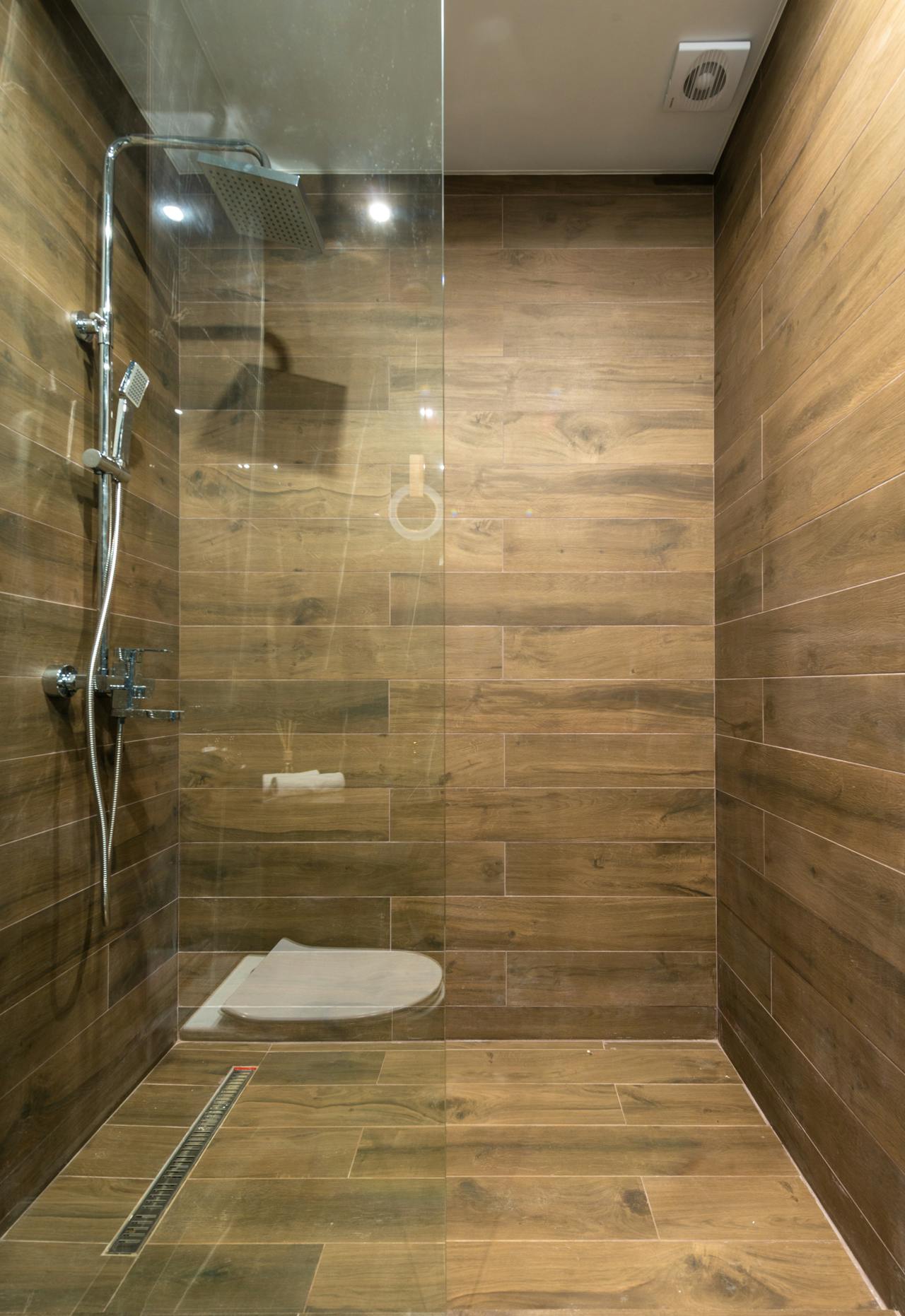 The Rise of Wet Rooms: Why This Bathroom Trend Isn’t Going Anywhere.