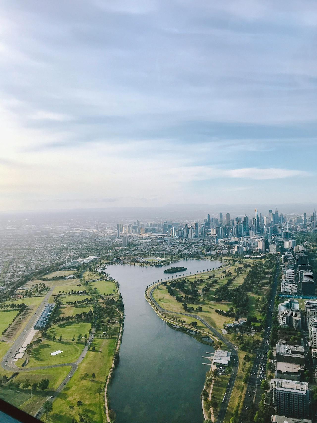 Discover The Best Day & Night Experiences in Melbourne.