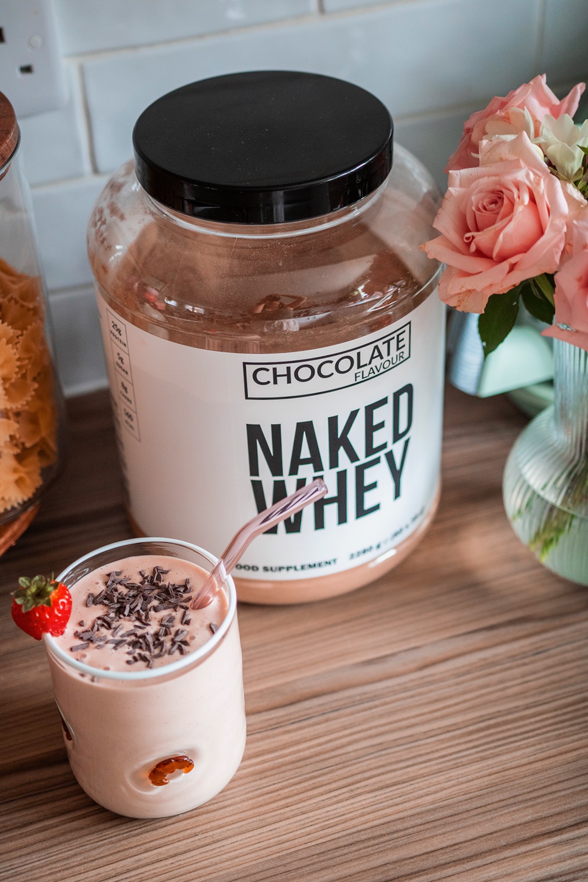 naked nutrition chocolate whey powder review