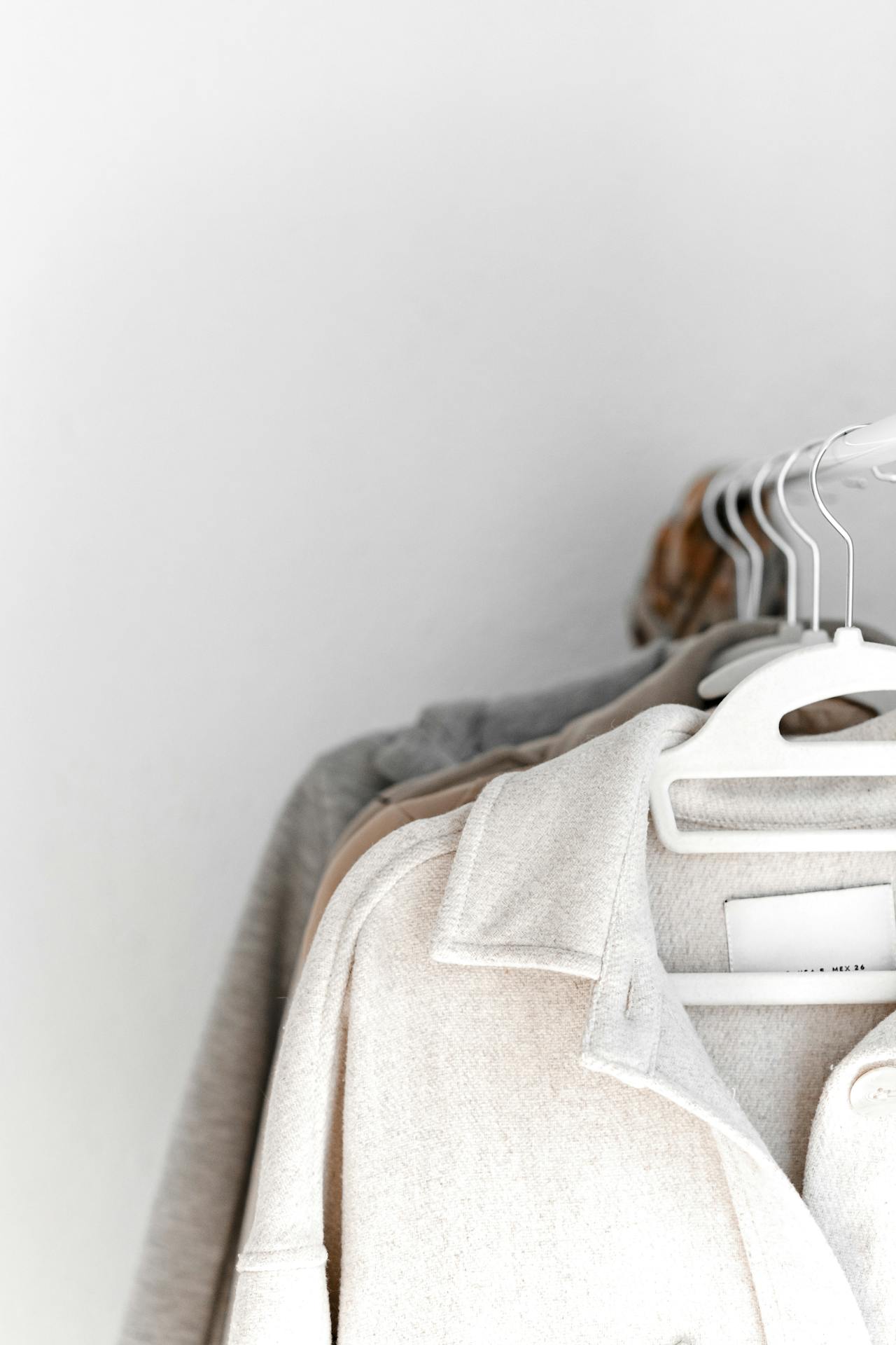 AI-Powered Capsule Wardrobes For Effortless Style.