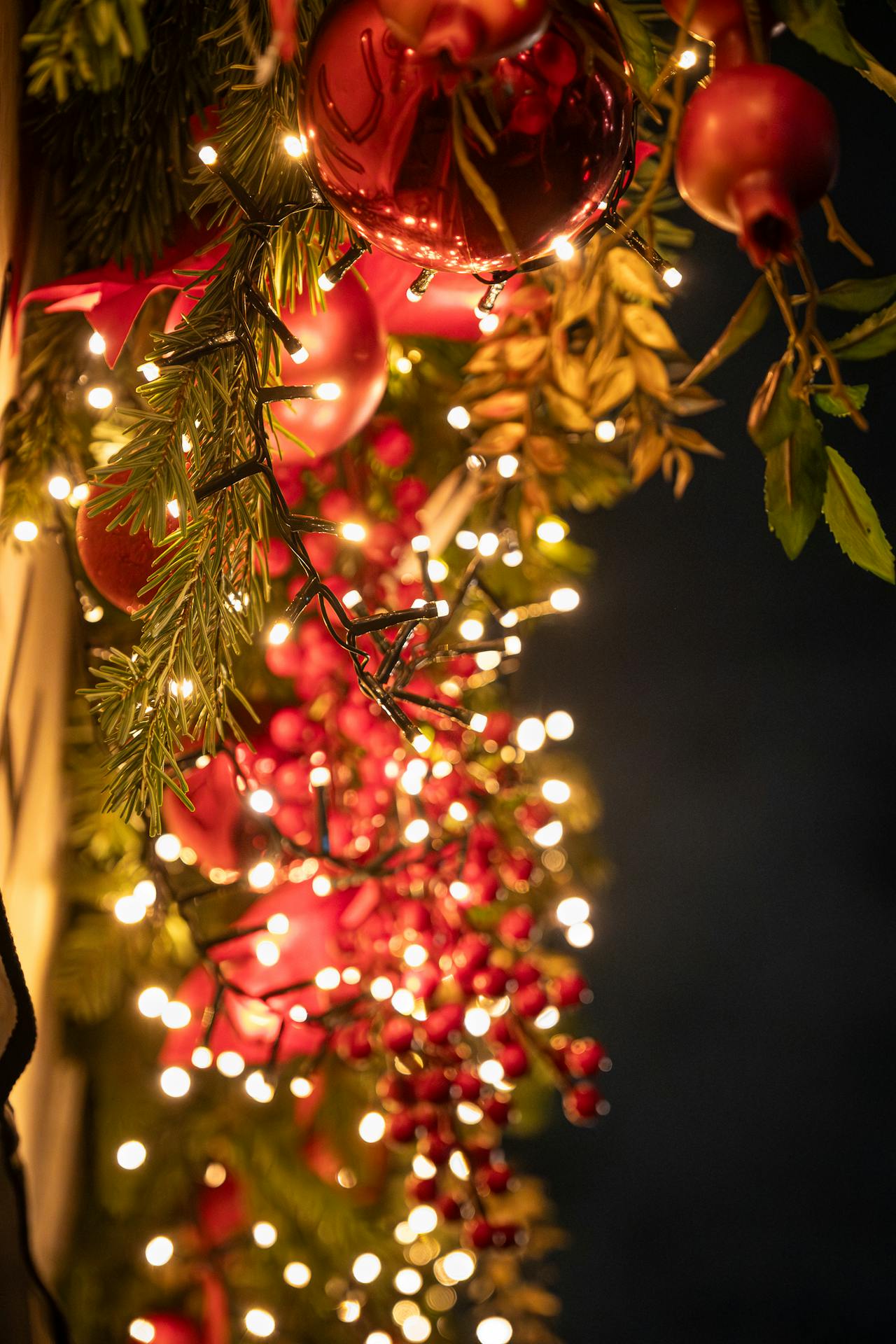 Christmas Bonuses For The Everyday Player: Small Stakes, Big Merry Moments.